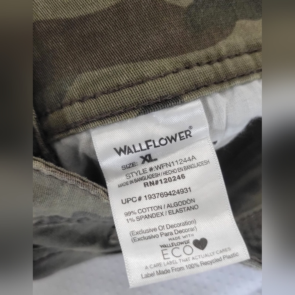 wallflower Jumpsuits Juniors style wfn11244-z748-r752 color camo Size XL 8.5 - Picture 7 of 10